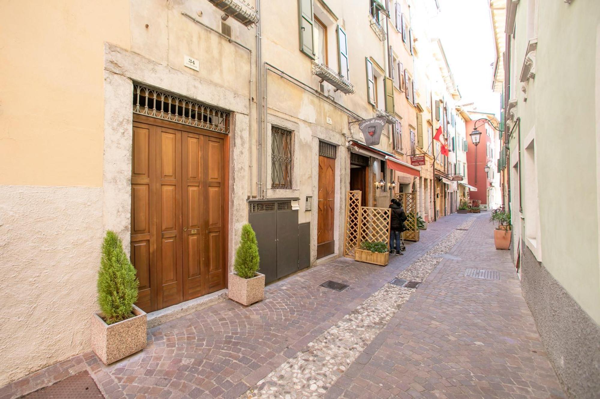 Nido Sui Tetti Di Riva Del Garda - Happy Rentals Riva del Garda Exterior foto