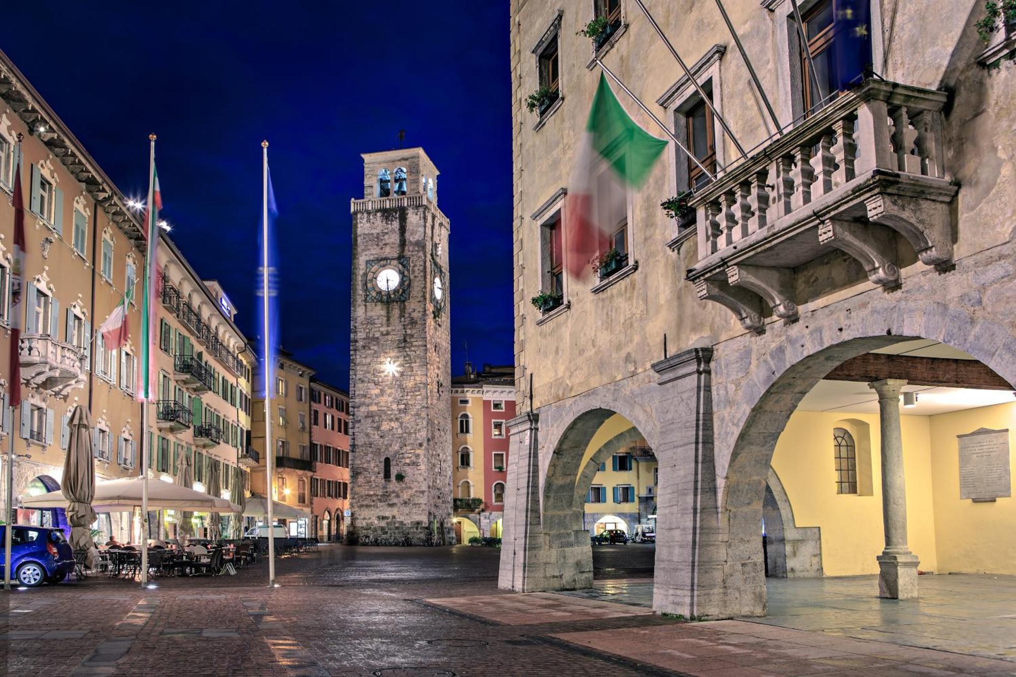 Nido Sui Tetti Di Riva Del Garda - Happy Rentals Riva del Garda Exterior foto